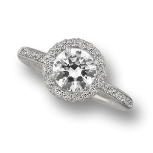 5 Ways to Make Your Diamond Ring Look Bigger