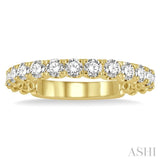 3/4 Ctw Lattice Round Cut Diamond Wedding Band in 14K Yellow Gold