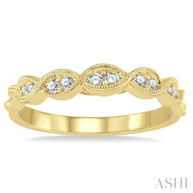 1/5 Ctw Round Cut Diamond Wedding Band in 14K Yellow Gold