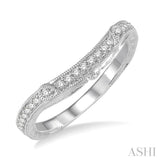 1/6 Ctw Round Diamond Wedding Band with Vintage Detailing in 14K White Gold