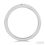 1/10 Ctw Chevron Round Cut Diamond Petite Band in 14K White Gold