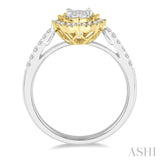 1/3 ctw Star Shape Lovebright Round Cut Diamond Ring in 14K White and Yellow Gold